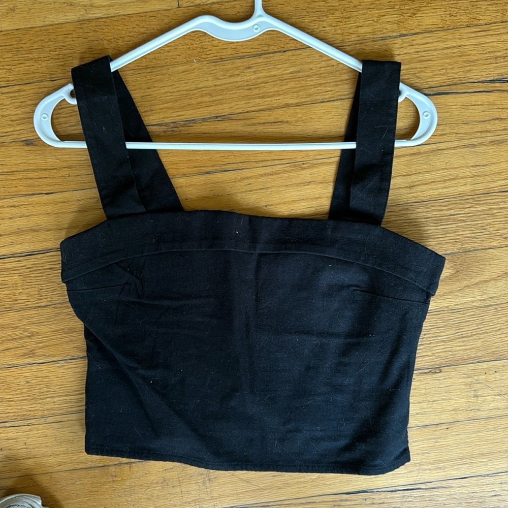 Abercrombie and fitch black linen crop top size small
